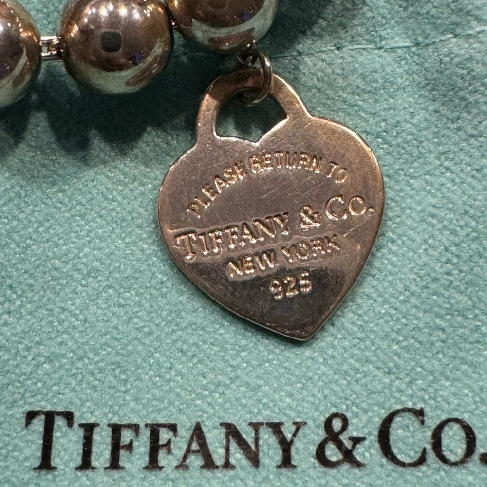 Tiffany & Co. Silver Bead Bracelet with Teal Heart - Picture 5 of 7